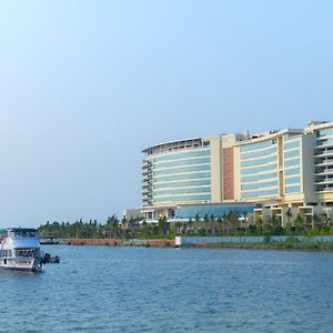 Grand Hyatt Kochi Bolgatty